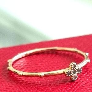 10k yellow gold rosary ring w/ tiny aquamarine stones. Pre-loved. US Size 5 1/2.